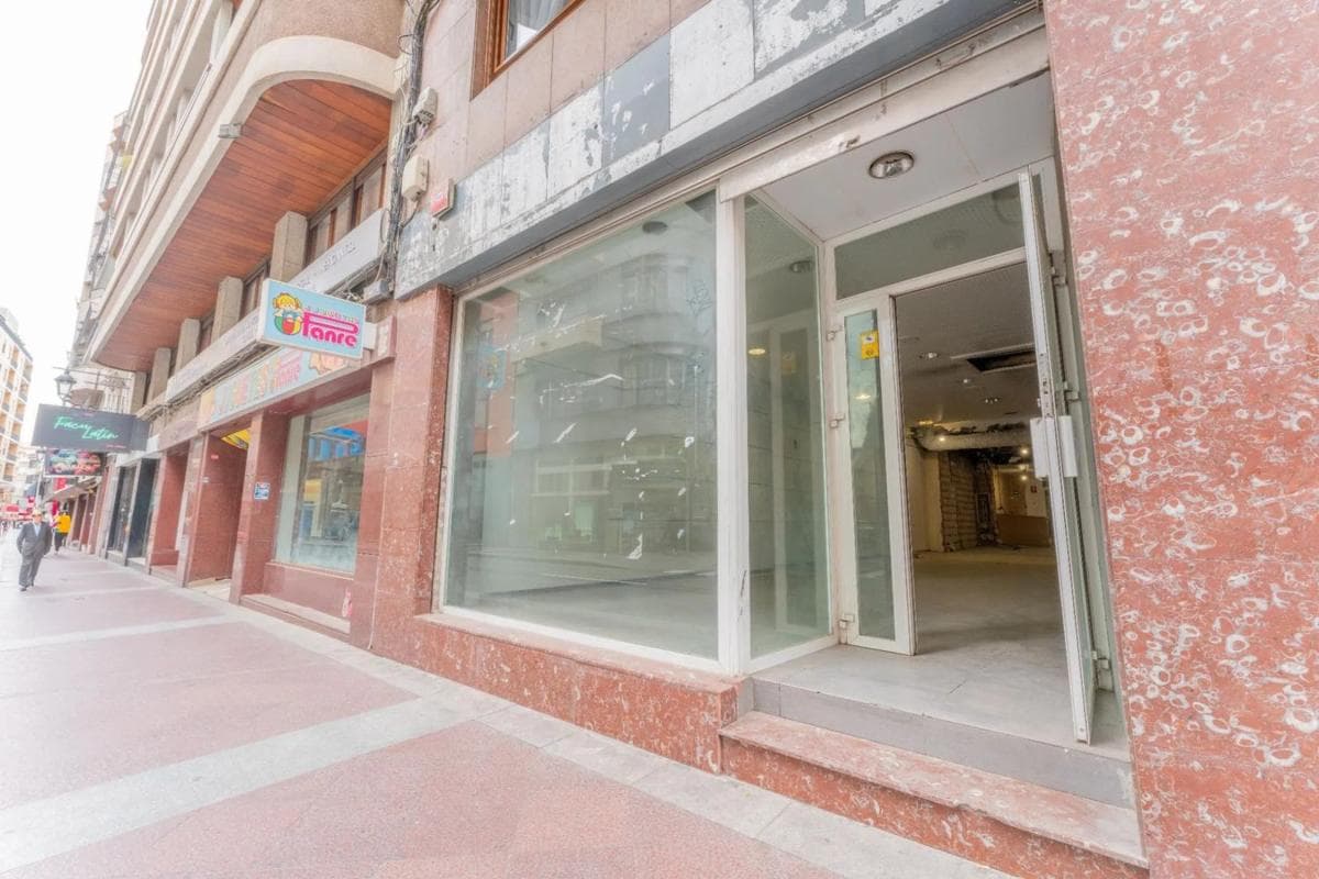 Properties for sale and rent in Spain photo 3