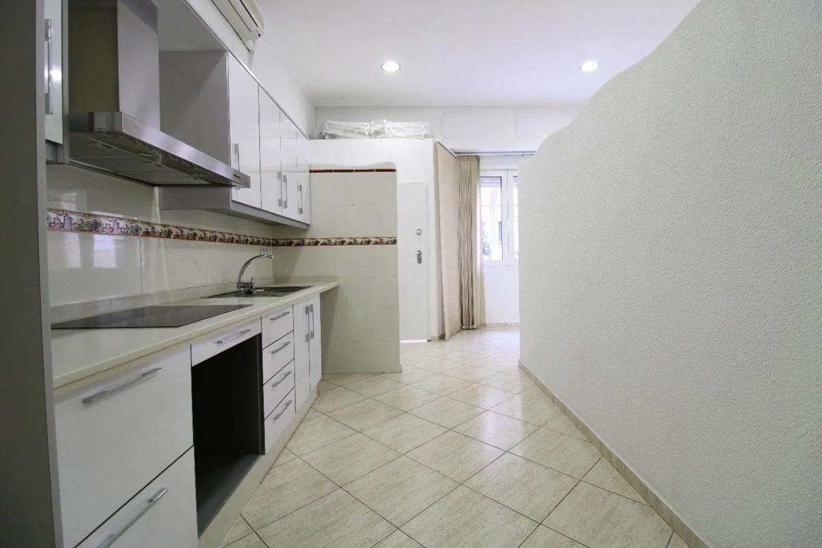 Properties for sale and rent in Spain photo 2
