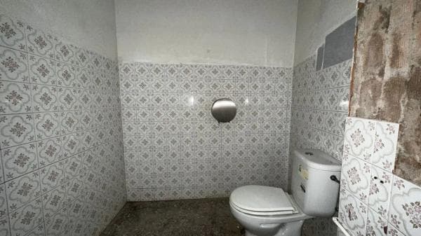 Local o nave en calle Aurelio Coquillat Pascual thumbnail 1
