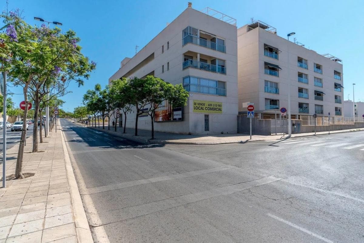 Properties for sale and rent in Spain photo 5