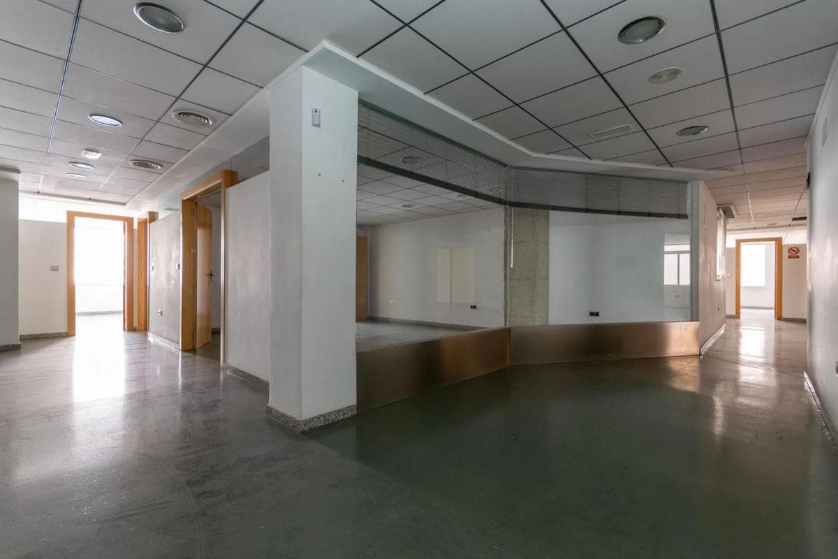 Properties for sale and rent in Spain photo 2