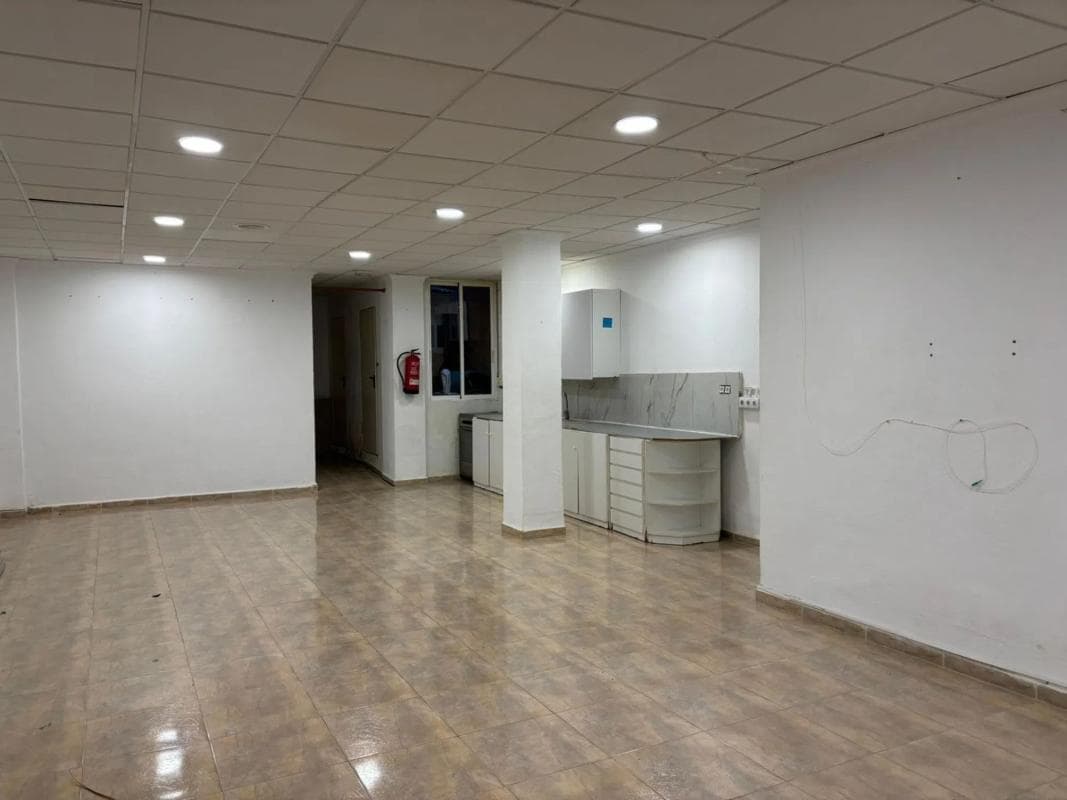 Properties for sale and rent in Spain photo 5