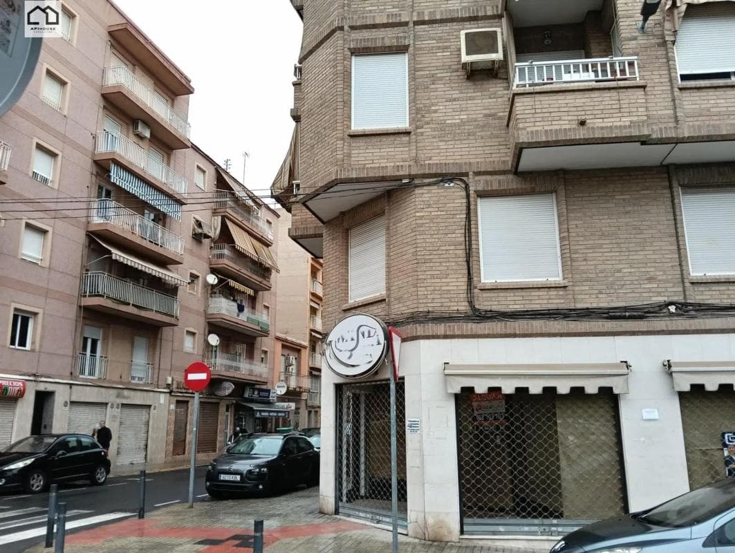 Propiedades en venta y alquiler en España photo 3
