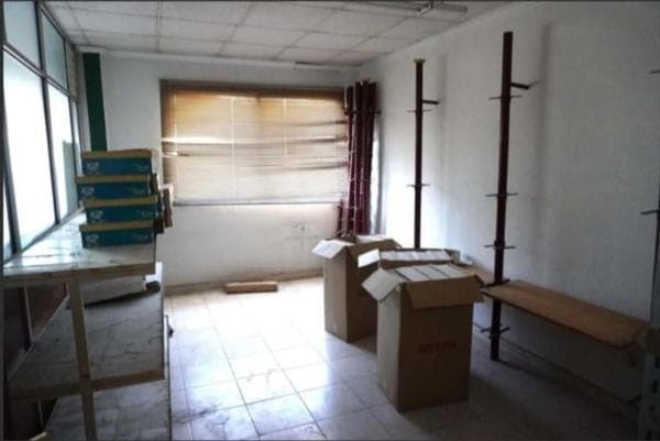 Nave en calle Arnedo photo 4