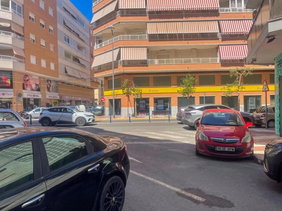 Propiedades en venta y alquiler en España photo 4