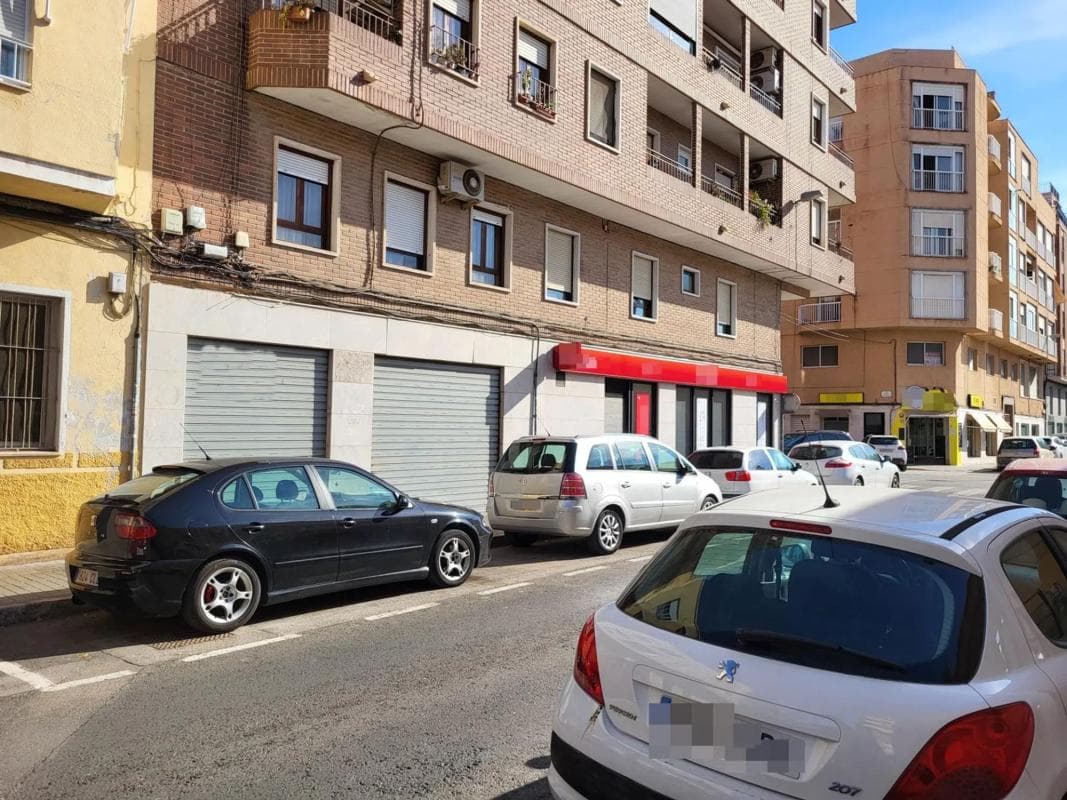 Properties for sale and rent in Spain photo 2