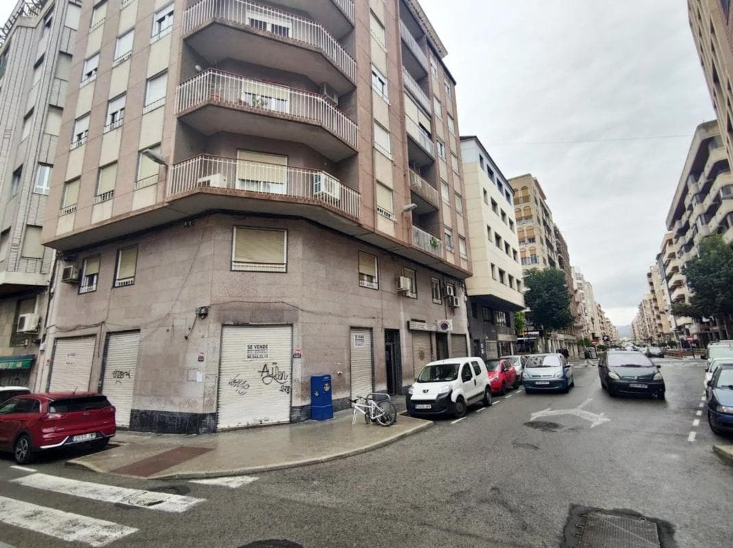 Properties for sale and rent in Spain photo 4