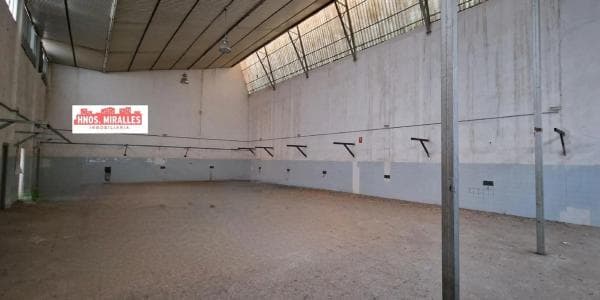 Nave en Barrio Carrús Oeste thumbnail 1
