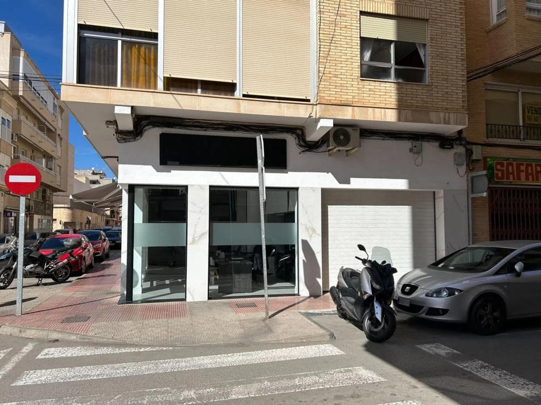 Properties for sale and rent in Spain photo 5