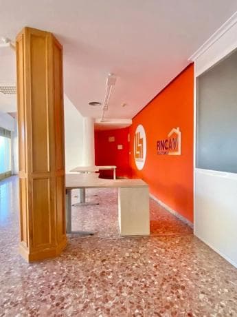 Local en Pio Baroja photo 1