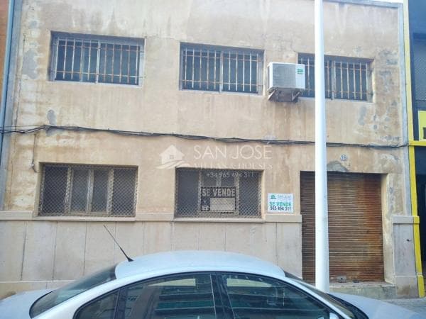 Nave en Barrio Sector V-El Canal photo 1
