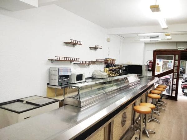 Local en Barrio Raval de Santa Teresa-El Asilo thumbnail 1