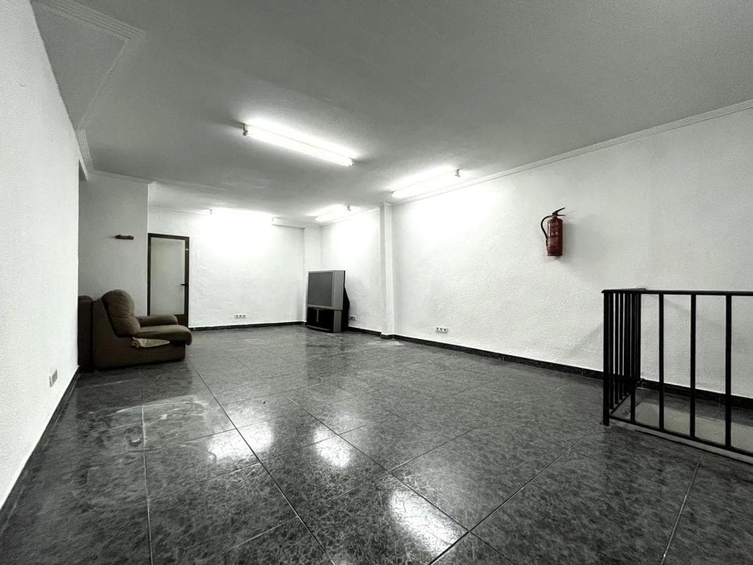 Properties for sale and rent in Spain photo 2