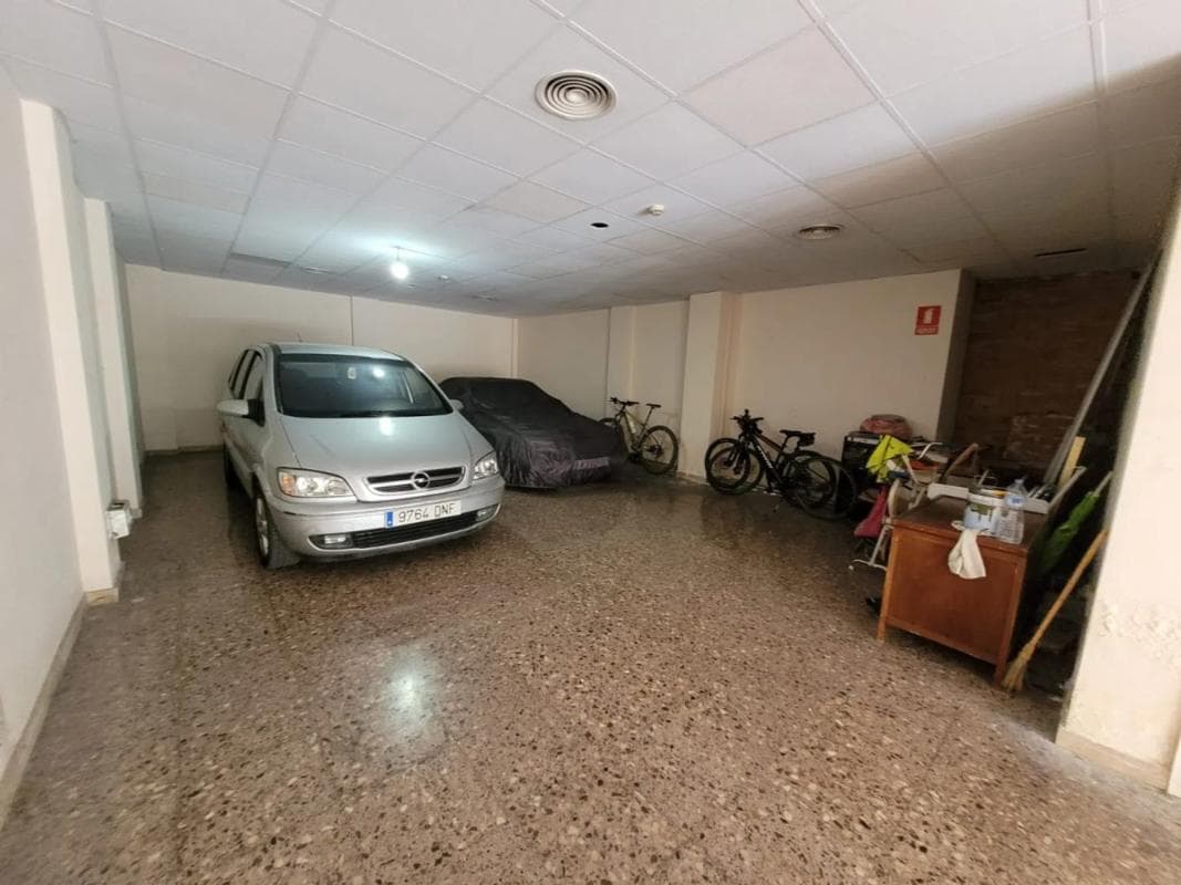 Properties for sale and rent in Spain photo 4