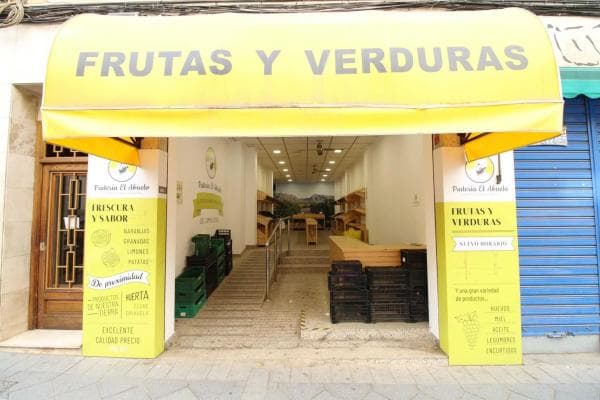 Local en calle Emilio Sala Hernandez photo 1