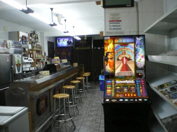 Negocio en Barrio Carrús Este photo 1
