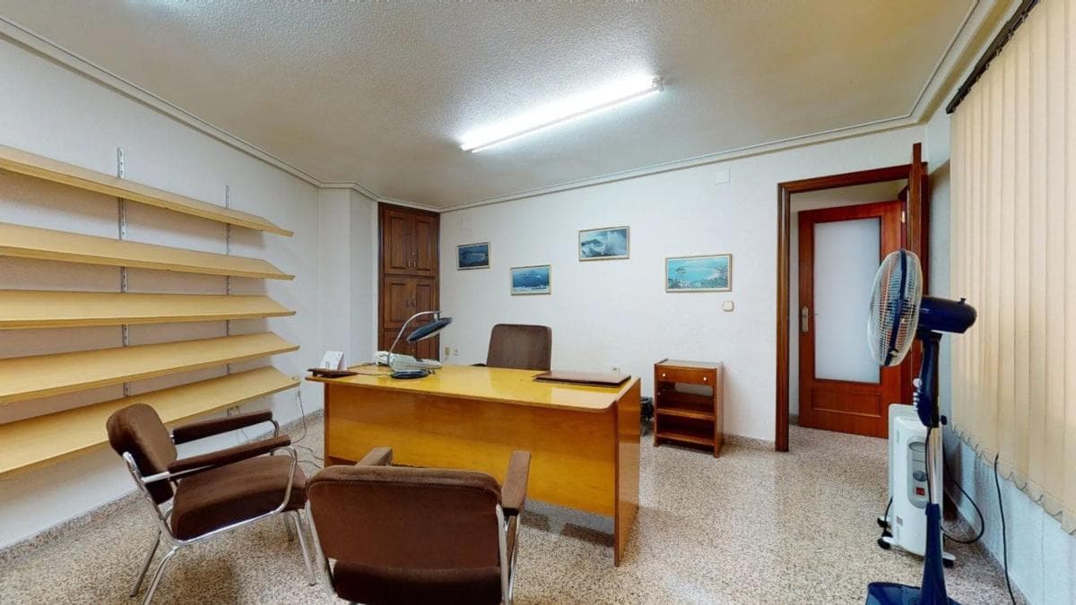 Properties for sale and rent in Spain photo 5