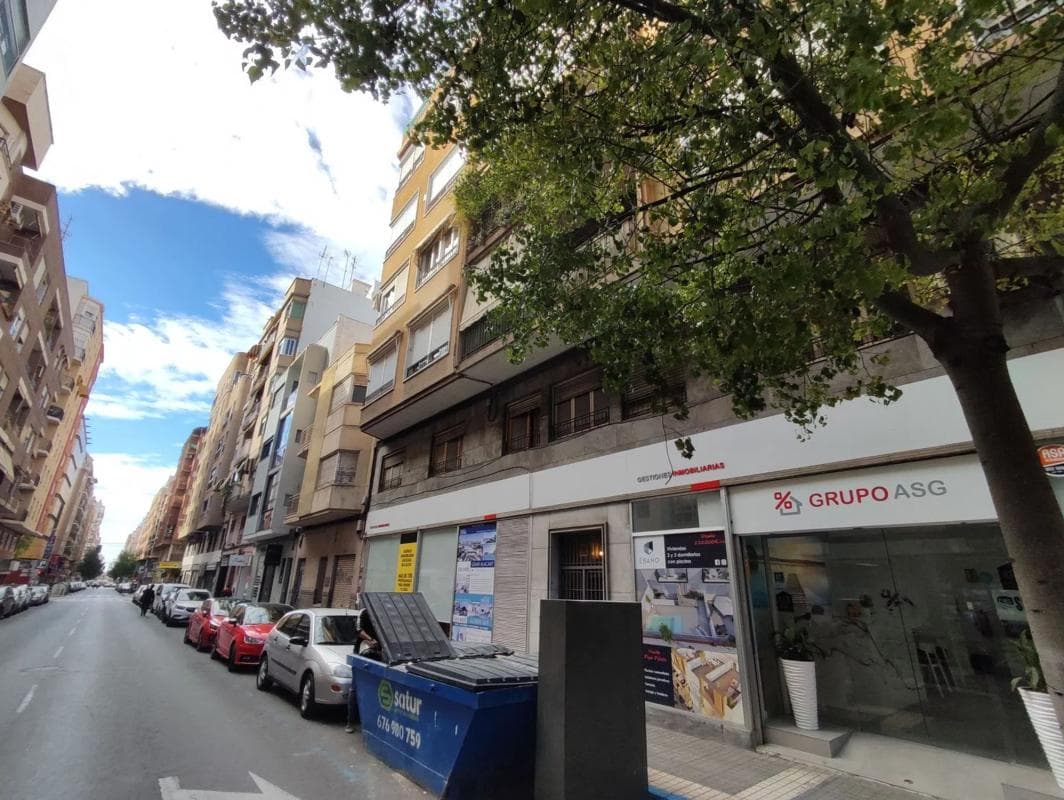 Properties for sale and rent in Spain photo 2