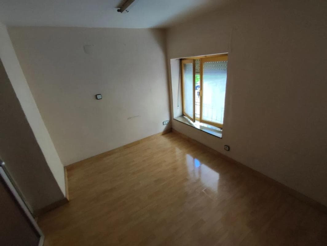 Properties for sale and rent in Spain photo 5