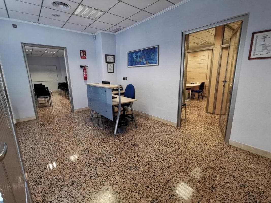 Properties for sale and rent in Spain photo 3