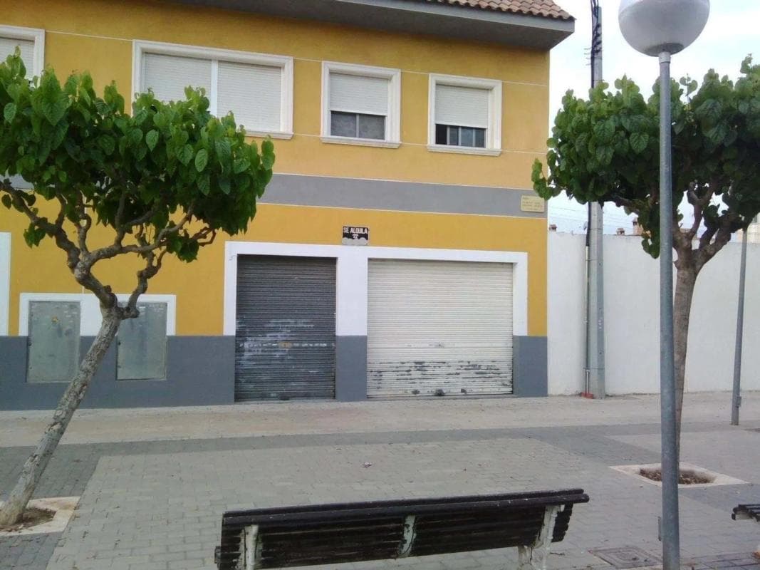 Propiedades en venta y alquiler en España photo 4