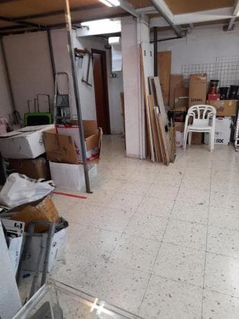 Local en calle Gadea thumbnail 2