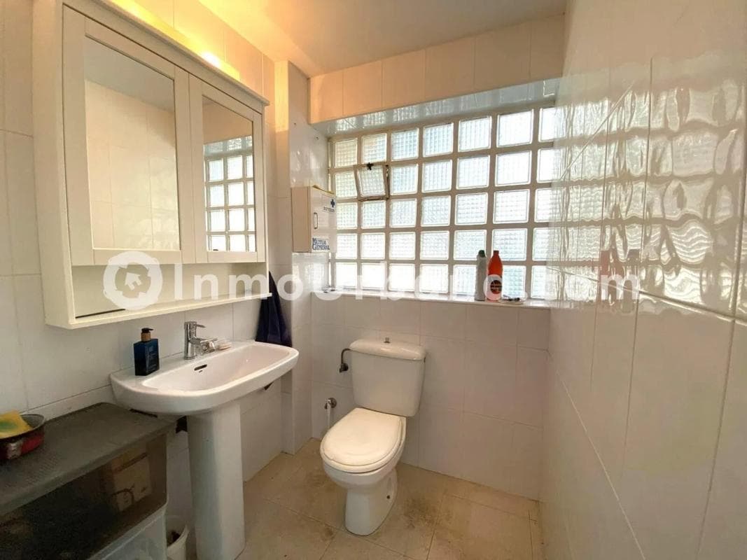 Propiedades en venta y alquiler en España photo 5