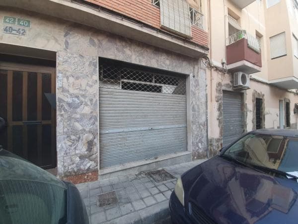 Local en calle Jazmin thumbnail 2