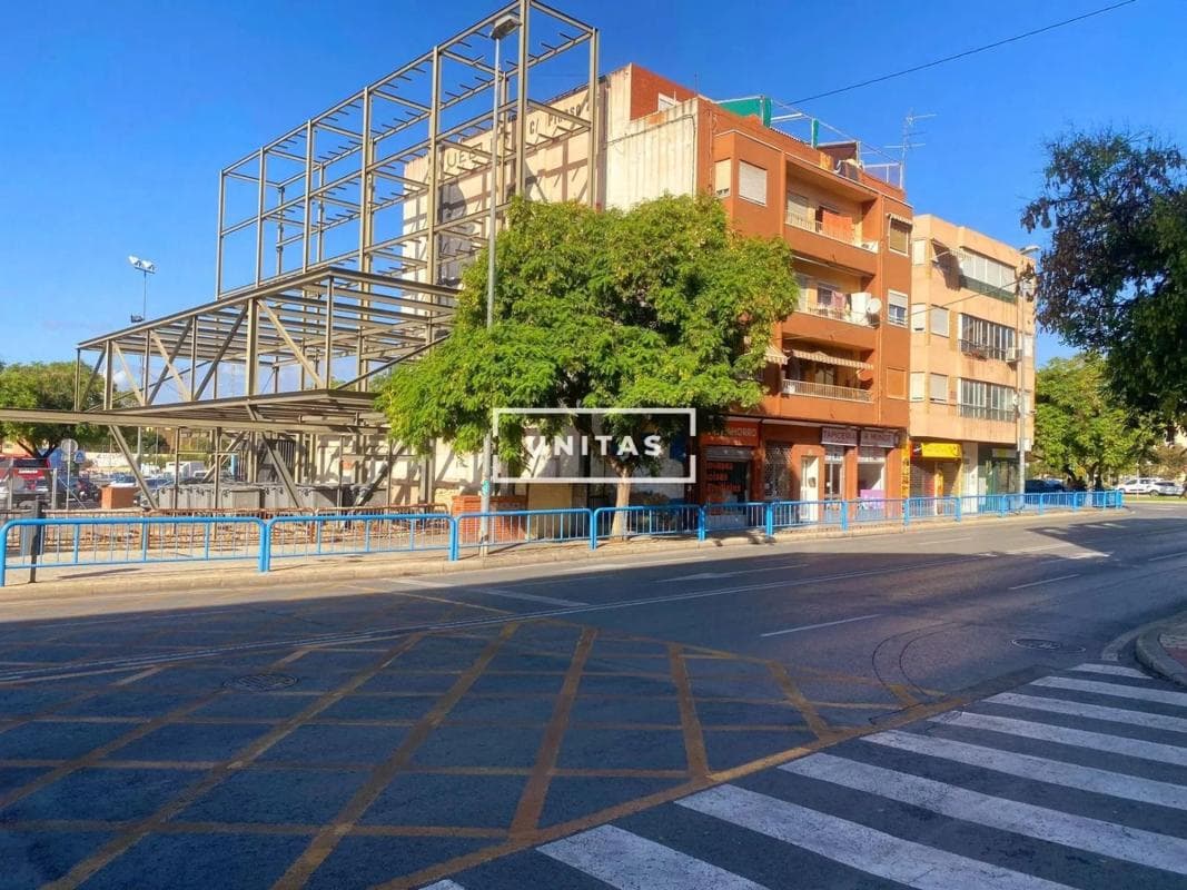 Propiedades en venta y alquiler en España photo 5