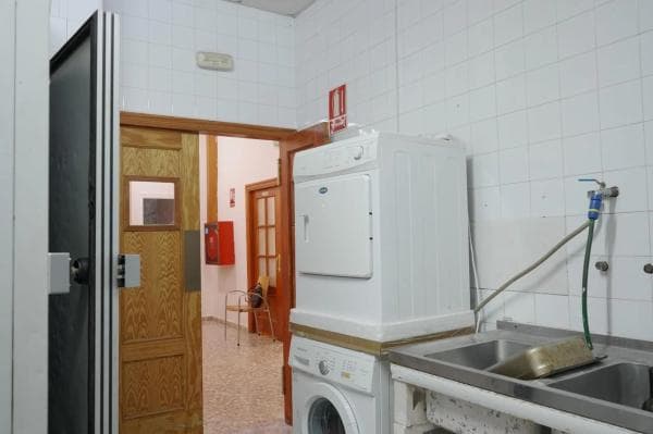 Local en calle Sant Bartomeu thumbnail 1