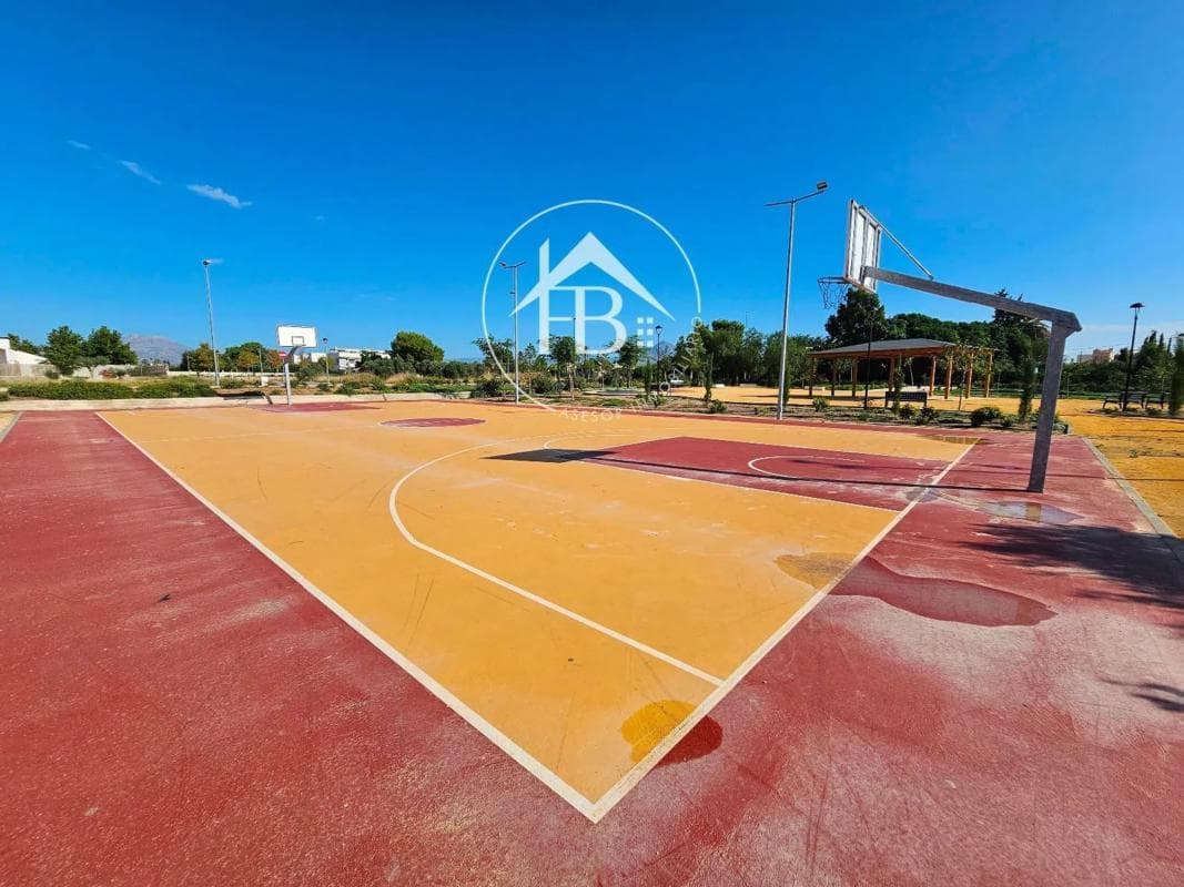 Propiedades en venta y alquiler en España photo 2