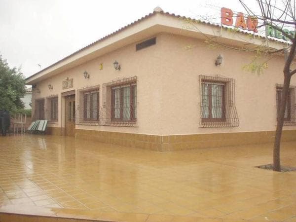 Local en Sol y Luz thumbnail 1