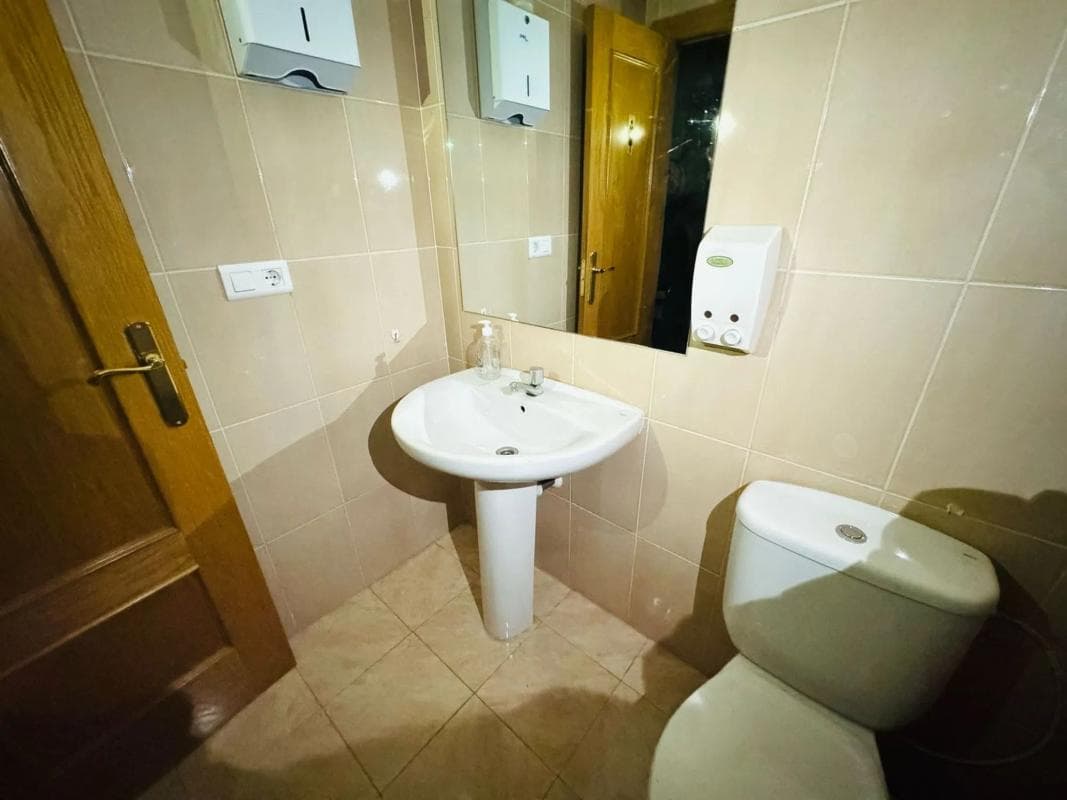 Propiedades en venta y alquiler en España photo 2