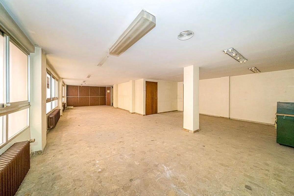 Properties for sale and rent in Spain photo 4