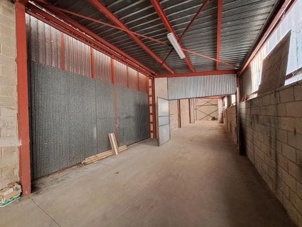 Nave en Cotes Baixes B, 11 thumbnail 2