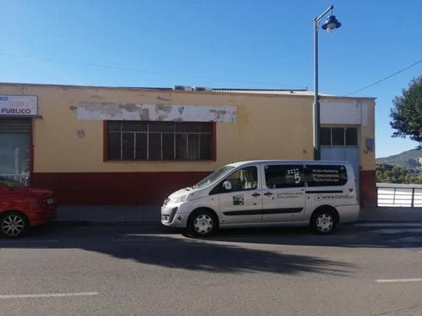 Nave en avenida d'Elx thumbnail 1