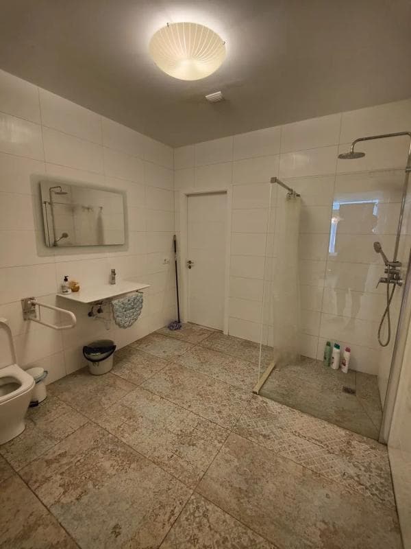 Properties for sale and rent in Spain photo 2