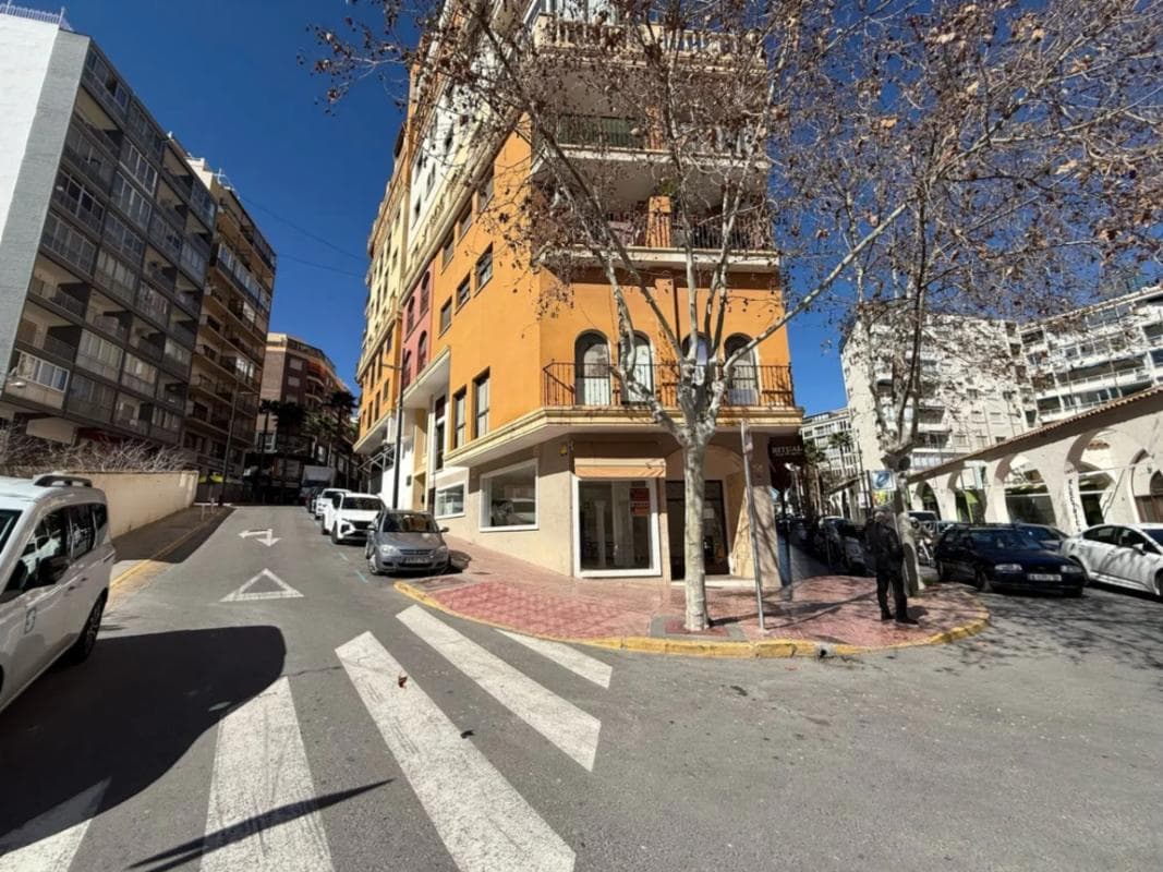 Properties for sale and rent in Spain photo 2