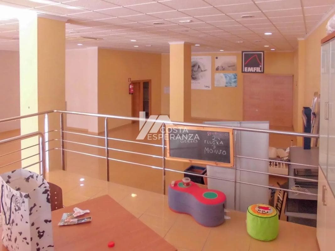 Properties for sale and rent in Spain photo 3