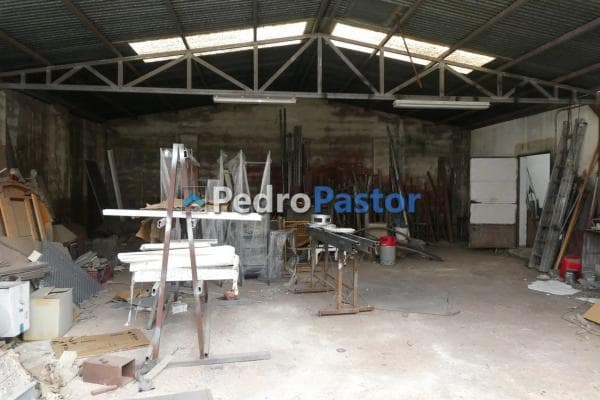 Nave en Centro Urbano photo 1