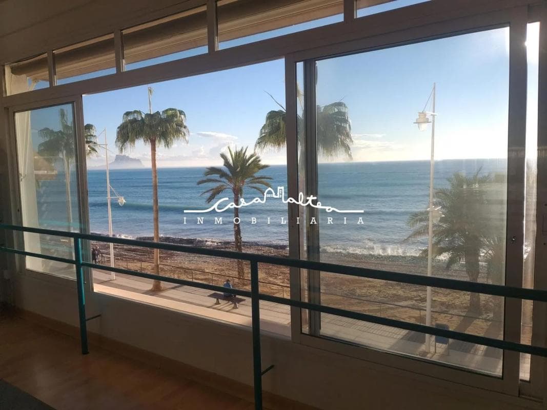 Properties for sale and rent in Spain photo 5