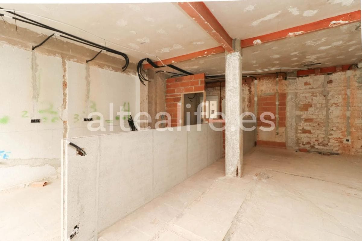 Properties for sale and rent in Spain photo 4