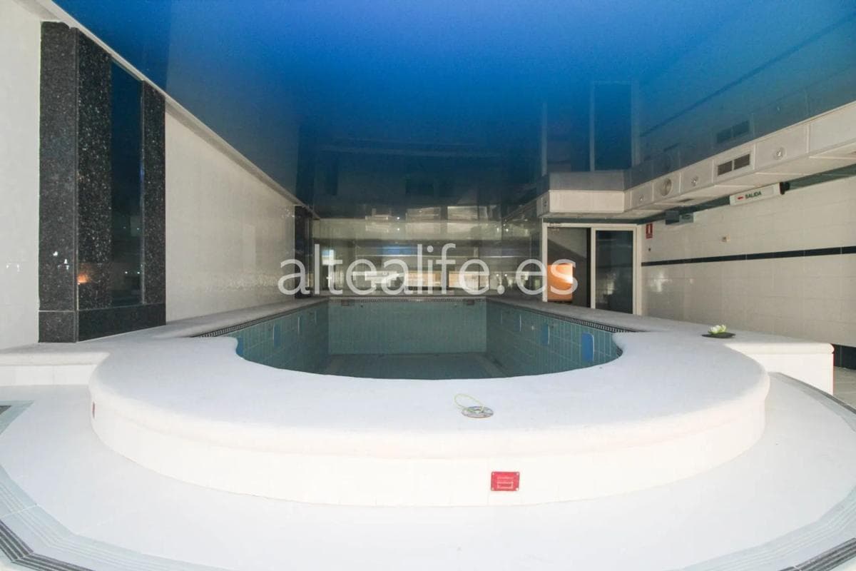 Properties for sale and rent in Spain photo 5