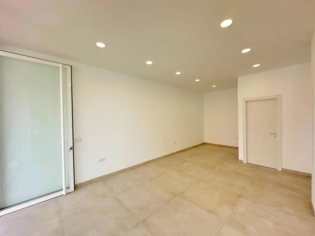 Properties for sale and rent in Spain photo 3