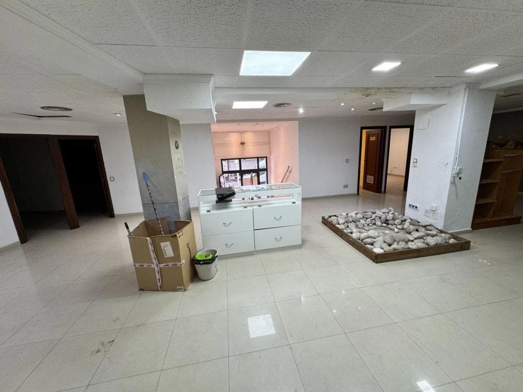 Properties for sale and rent in Spain photo 2