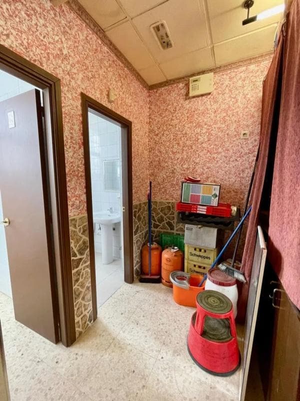 Properties for sale and rent in Spain photo 4