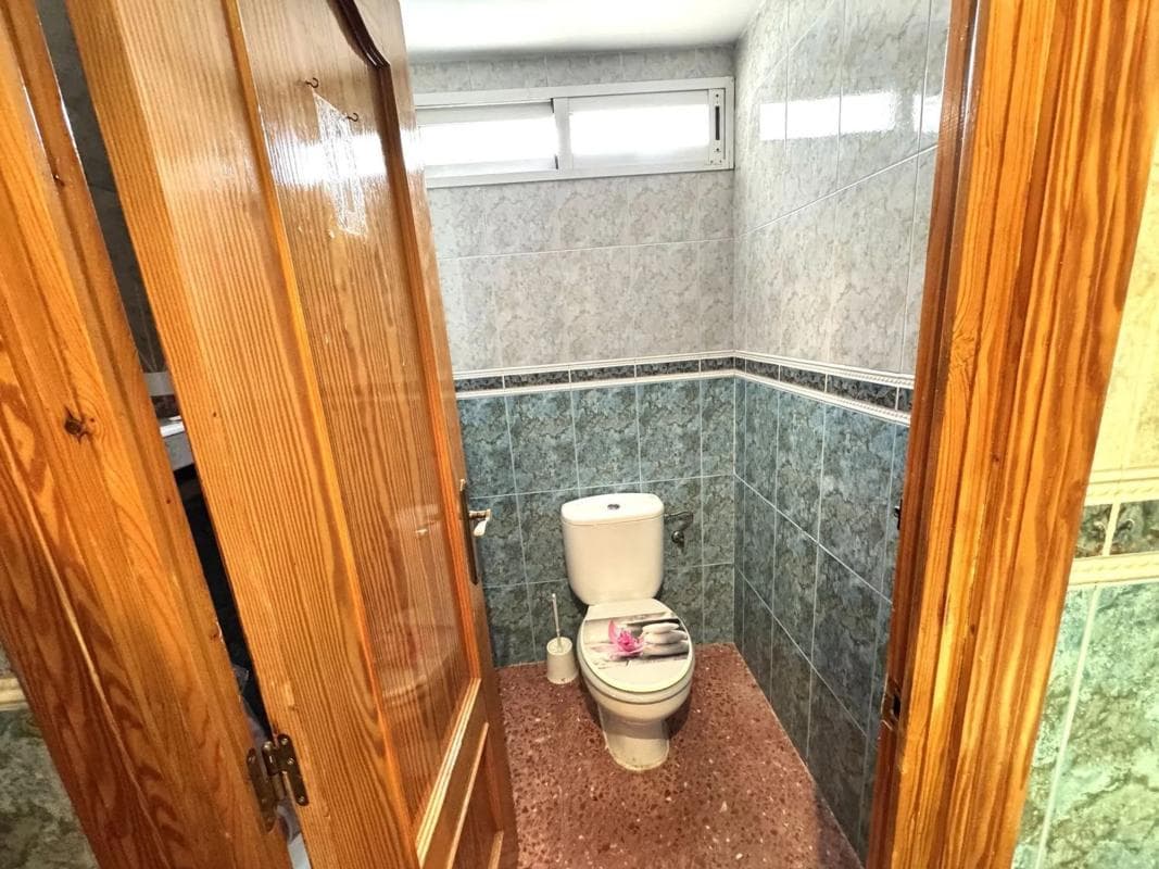 Properties for sale and rent in Spain photo 2