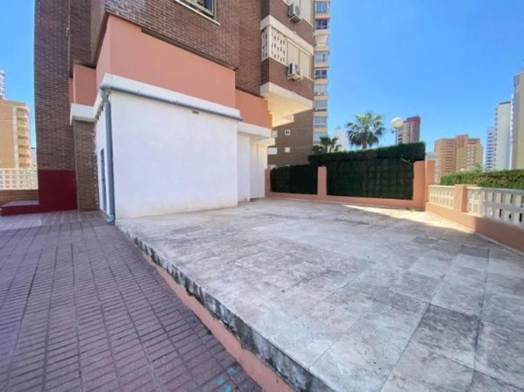 Properties for sale and rent in Spain photo 5