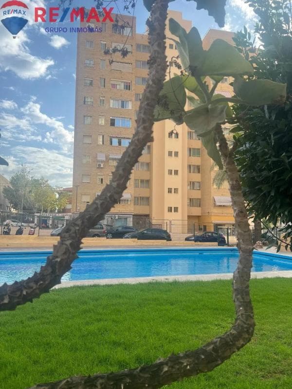 Properties for sale and rent in Spain photo 5
