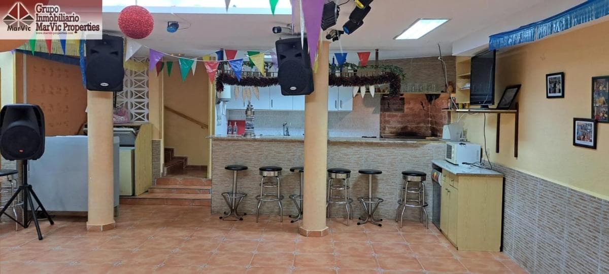 Properties for sale and rent in Spain photo 3